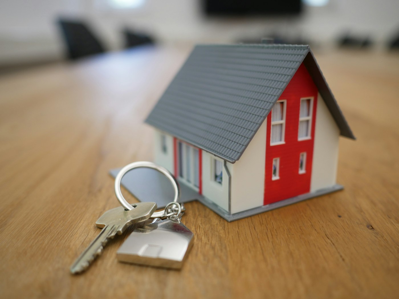Home entry and curb view